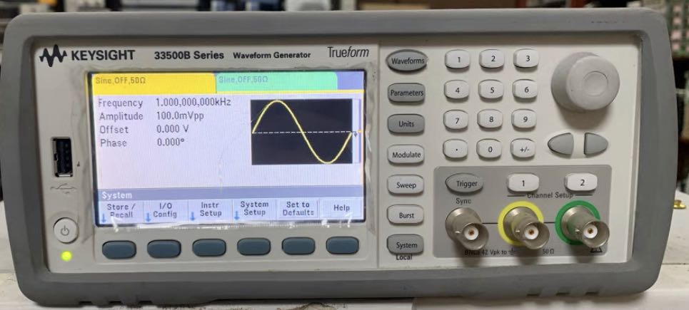 62201ab20b031.jpg 函數信號發生器33522B.jpg