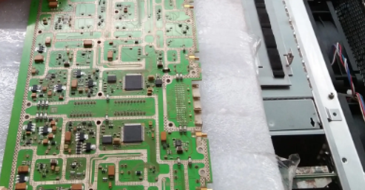 632435742c470.png 維修信號(hào)源R&S 1.png